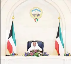  ?? Photo from PM’s Diwan ?? HH the Prime Minister Sheikh Jaber Mubarak Al-Sabah chairs the weekly Cabinet
meeting.