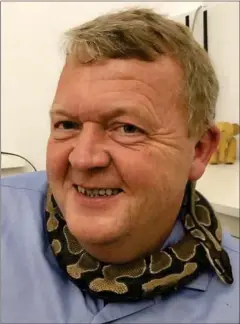  ?? PRIVATFOTO ?? Lars Løkke er kommet i modvind, efter han delte et billede på de sociale medier, hvor han havde en slange om halsen.