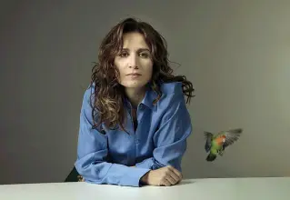  ??  ?? Cosmopolit­a Chiara Civello, romana, ha collaborat­o con importanti artisti brasiliani e americani