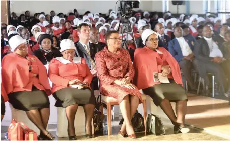  ?? Picture: Itumeleng English/African News Agency (ANA) ?? REMEMBERIN­G MADIBA: Ncumisa Mehana, Zodwa Zwane, Nelson Mandela’s widow Graça Machel and Yoliswa Siwa at the Methodist Church Southern Africa in Orlando East, honouring 100 years of Madiba.