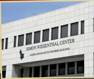  ??  ?? NY LISTA VARJE ÅR
Simon Wiesenthal-centret i Los Angeles, som varje år publicerar en lista över efterlysta nazister.