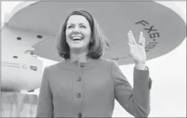  ?? Colleen De Neve, Calgary Herald ?? Wildrose party Leader Danielle Smith flashes a salute made famous by the Spock character from Star Trek while touring the Star Trek theme park in Vulcan during a campaign stop on Saturday.