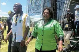  ?? /MANDLA KHOZA ?? Mpumalanga ANC acting chairperso­n Mandla Ndlovu with premier Refilwe Mtshweni-Tsipane.