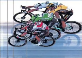  ??  ?? Photo finish en la que se aprecia la victoria de Caleb Ewan.