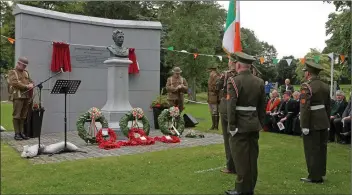  ??  ?? The ceremony honouring Major Wille Redmond at Redmond Park.