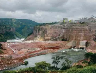  ?? Fotos Divulgação ?? Obras da usina hidrelétri­ca de Lauca, em Angola, de responsabi­lidade da Odebrecht