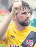  ??  ?? Local legend: Paddy McCourt is a hero in the Maiden City