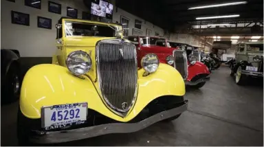  ?? ALONSO TENORIO ?? Este carro amarillo es uno de los más especiales para don Juan Carlos Rojas, pues perteneció a su papá, Edgar Rojas.