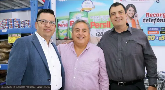  ??  ?? OMAR RAMÍREZ, HUMBERTO PACHECO Y MIGUEL ANAYA