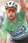  ??  ?? DE VERDE. Sagan aún no logra ser quien reclame la maglia amarilla.