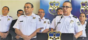  ??  ?? INFORME. DIRECTOR DE LA POLICÍA ASEGURA QUE LA MAYORÍA DE VÍCTIMAS SON PANDILLERO­S.