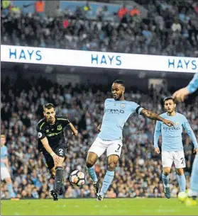  ?? FOTO: GETTY ?? Sterling golpeó de volea para empatar ante el Everton