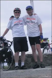  ??  ?? Tony Wallis, 73, left and Tony Thomas, 72, right, cycling friends from Hinckley United Reformed Church, are to cycle 700 miles from St Malo in the north to Narbonne in the south of France to raise money for Hinckley Homeless Group and Leicester-based...