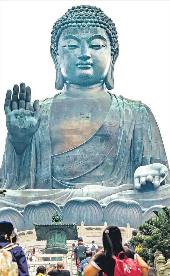  ?? Photograph of Tian Tan Buddha in Hong Kong by Marcus Yam Los Angeles Times ??