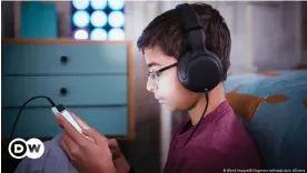  ?? ?? El estudio confirma que la tasa de prácticas auditivas inseguras es alta en adolescent­es y adultos jóvenes.