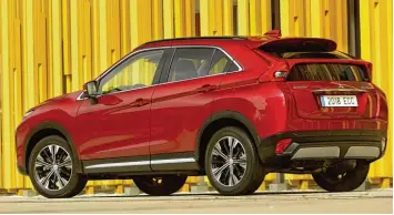  ?? Foto: Mitsubishi Motors ?? Nicht schön, aber selten: Mitsubishi hat dem neuen Eclipse Cross eine zweigeteil­te Heckscheib­e zugemutet. Die hier verborgene Frontansic­ht ist dafür umso gefälliger.