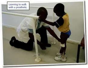  ??  ?? Learning to walk with a prosthetic.