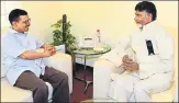  ?? HT PHOTO ?? ▪ Andhra Pradesh CM Chandrabab­u Naidu during a meeting with his Delhi counterpar­t Arvind Kejriwal on Wednesday.