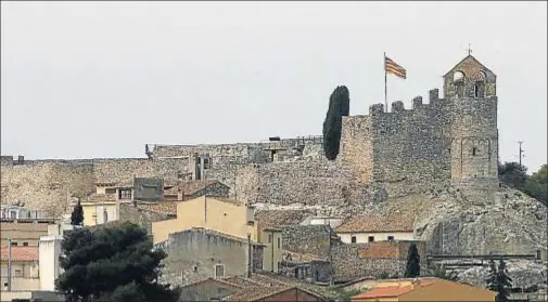  ?? VICENÇ LLURBA ?? Castillo de Calafell, del siglo X