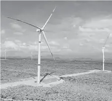  ??  ?? Parque éolico. Uno de los créditos que otorgó Nacional Financiera fue para hacer este proyecto verde en Coahuila.