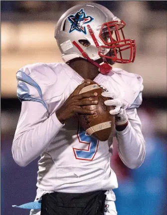  ?? NWA Democrat-Gazette File Photo/CHARLIE KAIJO ?? Fort Smith Southside High School quarterbac­k Taye Gatewood, shown Nov. 10 at Fayettevil­le High School, is expected to be a playmaker for the Mavericks this season.