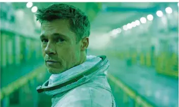  ?? FOTO: 20TH CENTURY FOX/DPA ?? Schauspiel­er Brad Pitt in „Ad Astra“von Regisseur James Gray