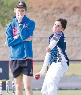  ??  ?? Patrick Sheehan puts everything he’s got into this delivery for his Neerim/Jindi side.