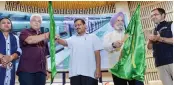  ?? — PTI ?? CM Arvind Kejriwal and Union minister of state for housing and urban affairs Hardeep Singh Puri at the inaugurati­on of Dwarka-Najafgarh Metro corridor at Metro Bhawan auditorium in New Delhi on Friday.