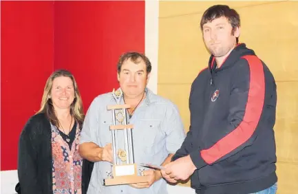  ?? Photo / Supplied ?? Rock View Tos L’il, owned by Gary and Karen Peters, won the Taranaki Ayrshire Club Cow of the Year award.