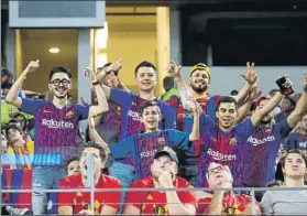  ?? FOTO: PEP MORATA ?? Las camisetas del Barça fueron un fijo en las gradas del estadio americano