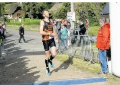  ?? ?? Licencié au PAAC, Samuel Floquet a bouclé le 10 km en 0 h 33 min 34 s.