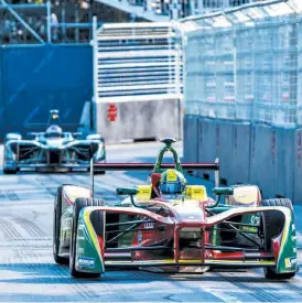  ??  ?? El equipo AUDI conquista el Campeonato de la Formula E 2017.