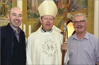  ??  ?? Archbishop Eamon Martin with Declan Dunne and Pat Gogan members of the Boyne Folk Group