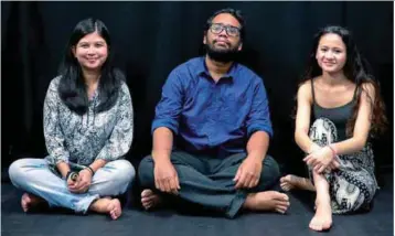  ?? ADIB RAWI YAHYA/ THESUN ?? (from far left) Farah, Ashraf and Sharifah … ready to introduce this womancentr­ic play to a whole new generation of audience.