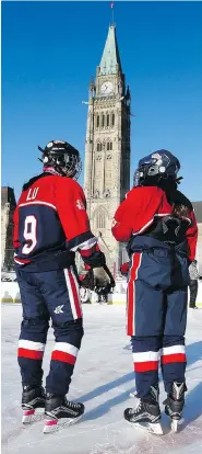  ?? TONY CALDWELL / POSTMEDIA NEWS ?? Outdoor matches for the 19th annual Bell Capital Cup had to be moved indoors because of cold weather.