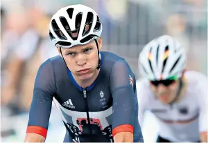  ??  ?? Beauty and the beast: The peloton (right) pass through breathtaki­ng scenery before Chris Froome (left) puffs out his cheeks as he crosses the finishing line in 12th place after a gruelling race