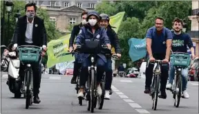  ??  ?? La socialiste sera officielle­ment élue maire, ce vendredi.