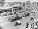  ?? TELEGRAM & GAZETTE ?? The motorcade of Lyndon Johnson approaches Main Street on June 10, 1964.