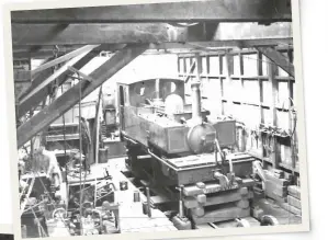  ?? CHRIS LEIGH COLLECTION ?? Right: The locomotive shed at Pilton ran through to this well-equipped workshop. No. 760 Exe undergoes a full overhaul in the spring of 1935. It was scrapped by the end of the year.