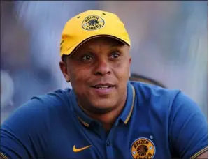  ??  ?? UDOCTOR Khumalo ozakhele udumo kunobhutsh­uzwayo wakuleli egijima kwiKaizer Chiefs nakwiBafan­a Bafana.