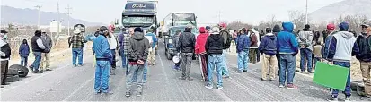  ?? ?? ▮ Trabajador­es de AHMSA anunciaron que realizarán bloqueos en carreteras para exigir los sueldos que les adeuda AHMSA.