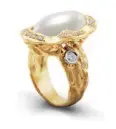  ??  ?? Iconic Linneys design for a baroque pearl ring; from $6100.