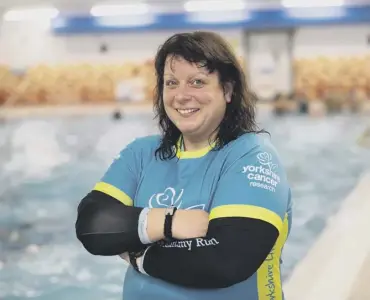  ??  ?? CHALLENGE: Tammy Hildred at Sowerby Bridge Swimming Pool. Photo by Bruce Fitzgerald.