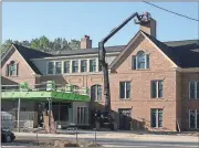  ?? Doug Walker / Rome News-Tribune ?? Work on the new Inn at Barnsley Resort and Georgian Hall is on schedule for a March 2018 opening, according to resort General Manager Shawn Jervis.