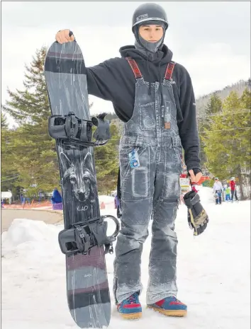  ?? COLIN CHISHOLM ?? Grade 12 student Steven Pemberton went full force into snowboardi­ng when he moved to the Windsor area, once he realized a ski hill was close by.