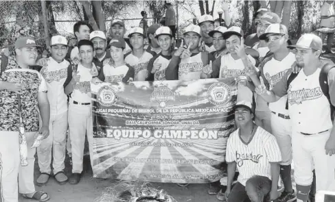  ?? EL DEBATE ?? >La Liga Sector Pesca de Guaymas se alzó con el campeonato en el Torneo Regional categoría Junior.