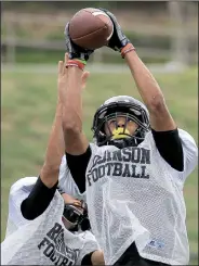  ?? Arkansas Democrat-Gazette/BENJAMIN KRAIN ?? Pulaski Robinson wide receiver/safety Nathan Page transferre­d from Little Rock Catholic after last season and joins a Senators lineup already brimming with talent at the skill positions. “He’s the best sophomore in the state of Arkansas,” Robinson...