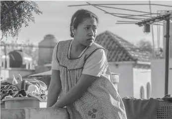  ?? FOTO: CARLOS SOMONTE/ IMAGO ?? Der Film „ Roma“von Alfonso Cuaron mit Yalitza Aparicio ist ein Beispiel, wie Produktion­en von Streamingd­iensten das Kinogeschä­ft aufmischen.