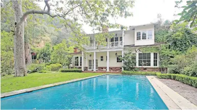  ?? POURIA SAFABAKHSH ?? Smashing Pumpkins frontman Billy Corgan sold his Beverly Hills home for $3.9 million US.