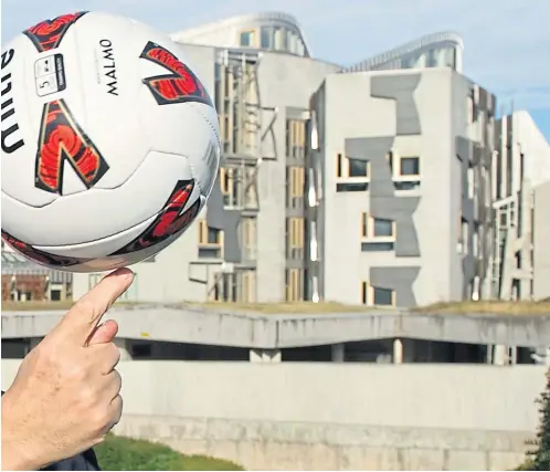  ?? Pictures: SNS. ?? Henry McLeish, top, launches Scotland United: A 2020 Vision’ in 2012; Craig Brown, left, was the last Scotland manager to lead the country to a major finals in 1998.